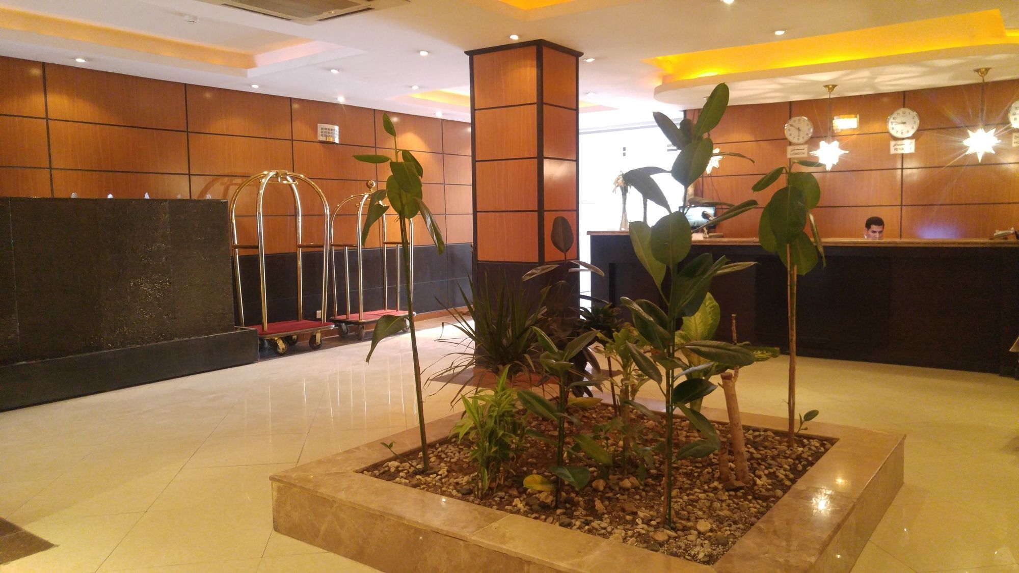 Al Muhaidb Al Takhassosi Abaqrino Riyad Extérieur photo
